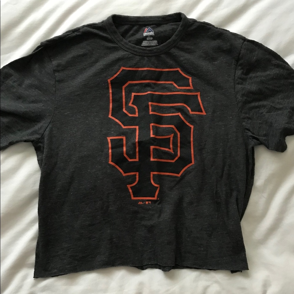 SF Giants distressed t-shirt